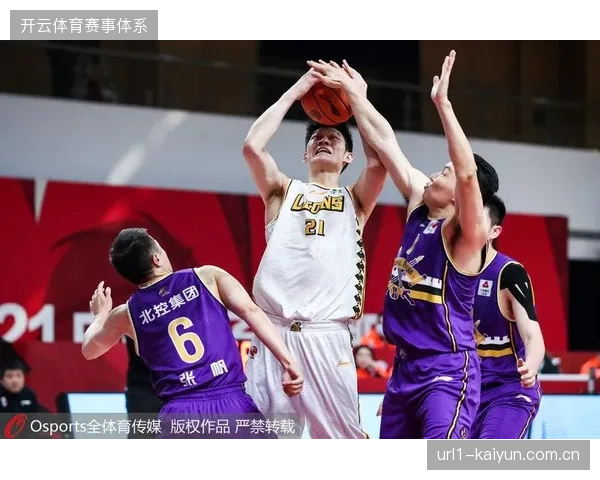 浙江广厦内线支柱胡金秋以季后赛25.8%的防守篮板率，构筑球队禁飞区